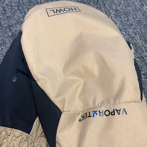 Free people x Howl reserve mittens size MD New - Picture 7 of 9